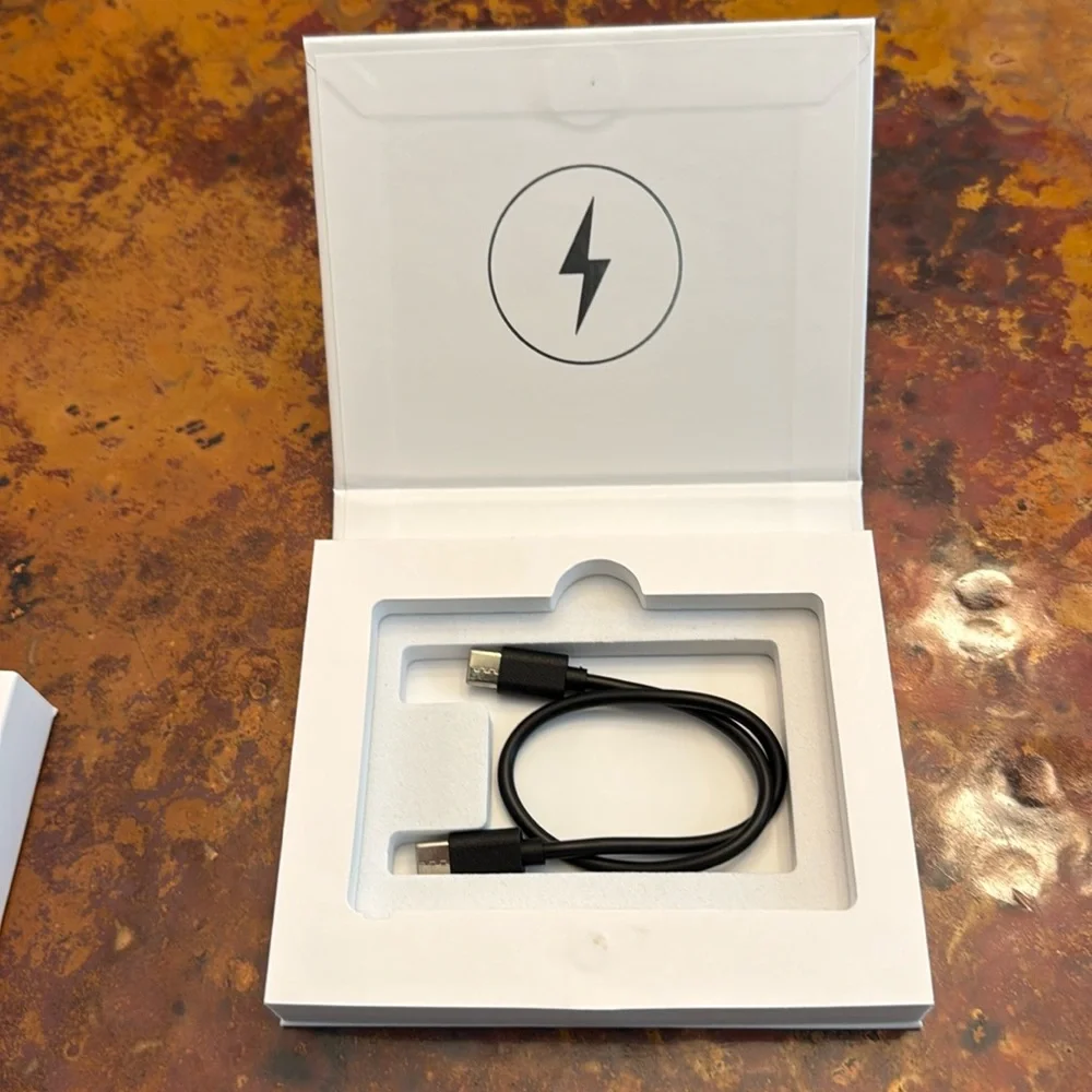 Clutch Pro lightning charger for iPhone 14 and older